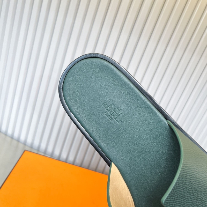 H**me5 slippers
